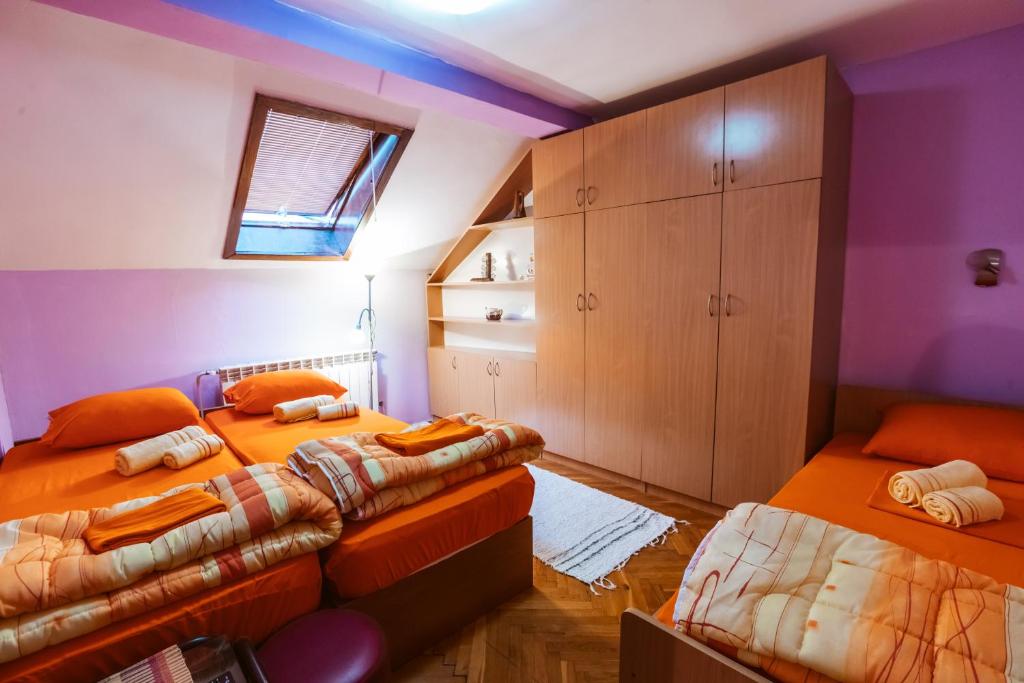 Postel nebo postele na pokoji v ubytování Laufer