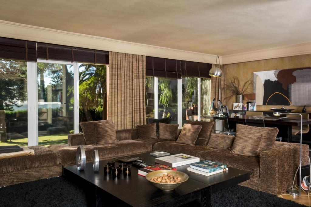 LUXURY VILLA 5 BEDROOMS NAGÜELES MARBELLA FOR HOLIDAY RENTALS ...