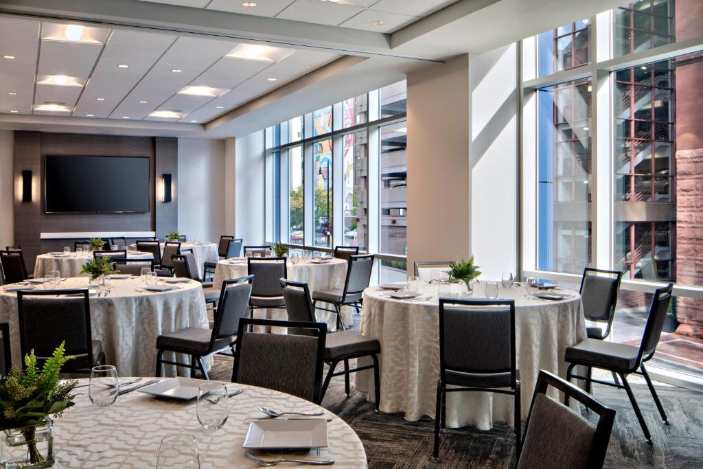 Hyatt Place Grand Rapids Downtown photo