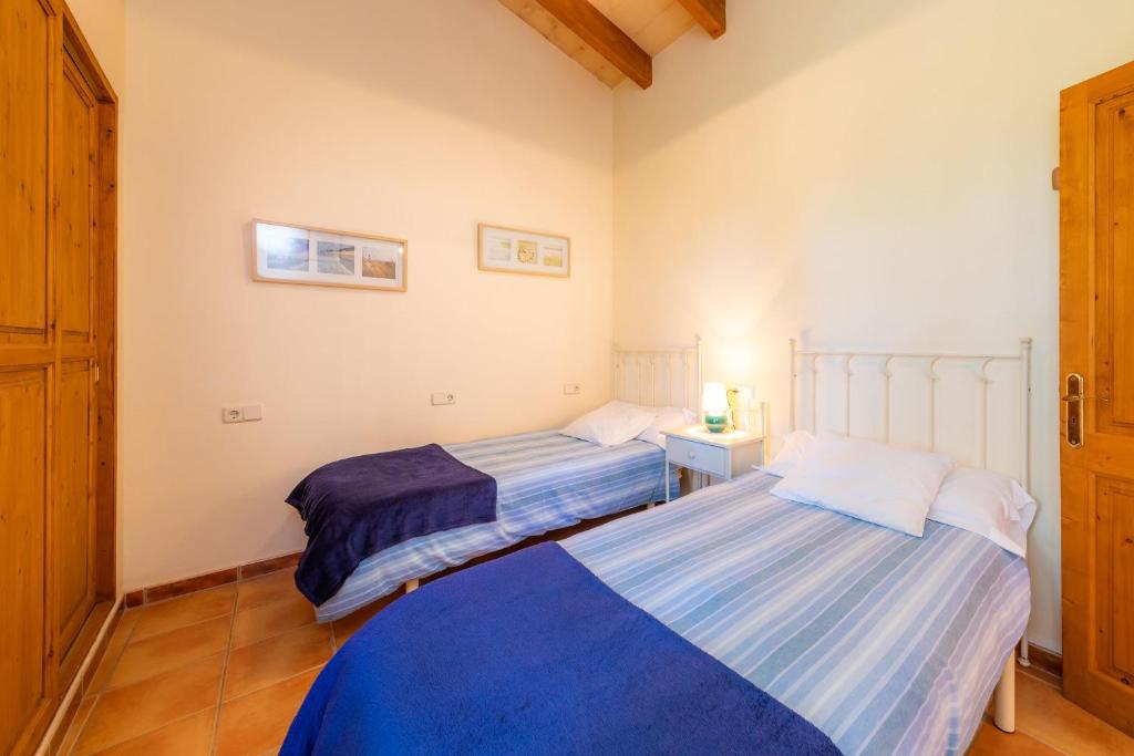 Villa Finca Son Salom, Es Llombards, Spain - Booking.com