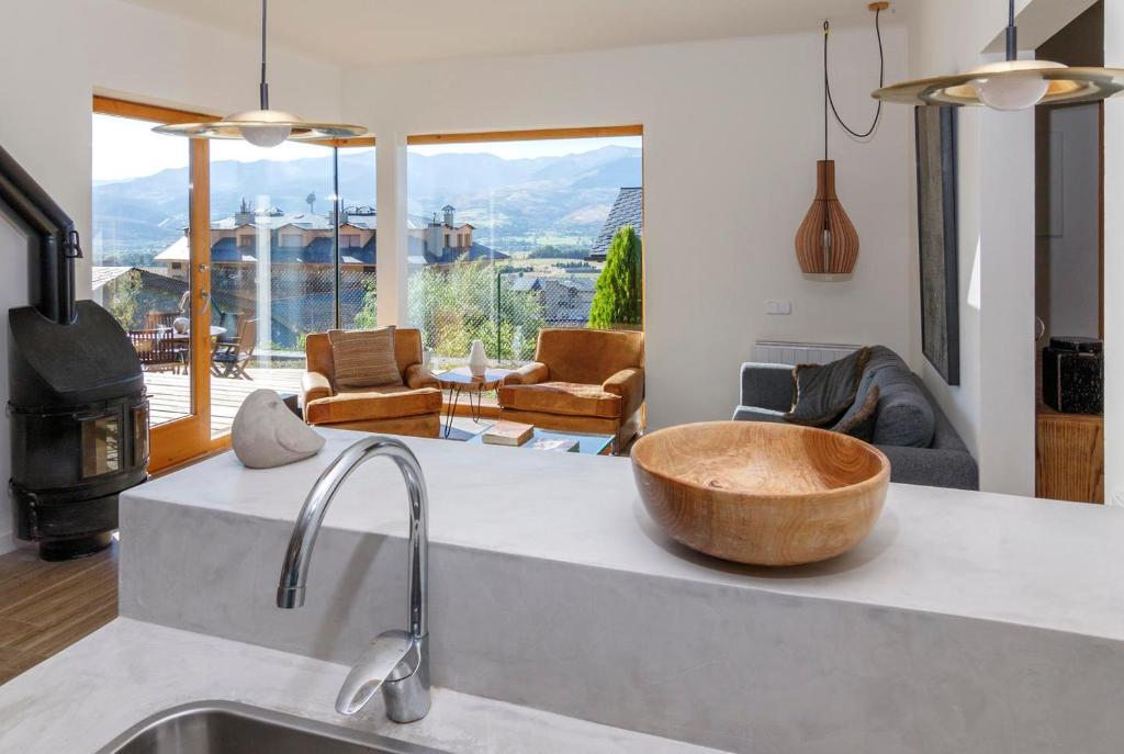 Posezení v ubytování Fantástica casa de diseño en Alp