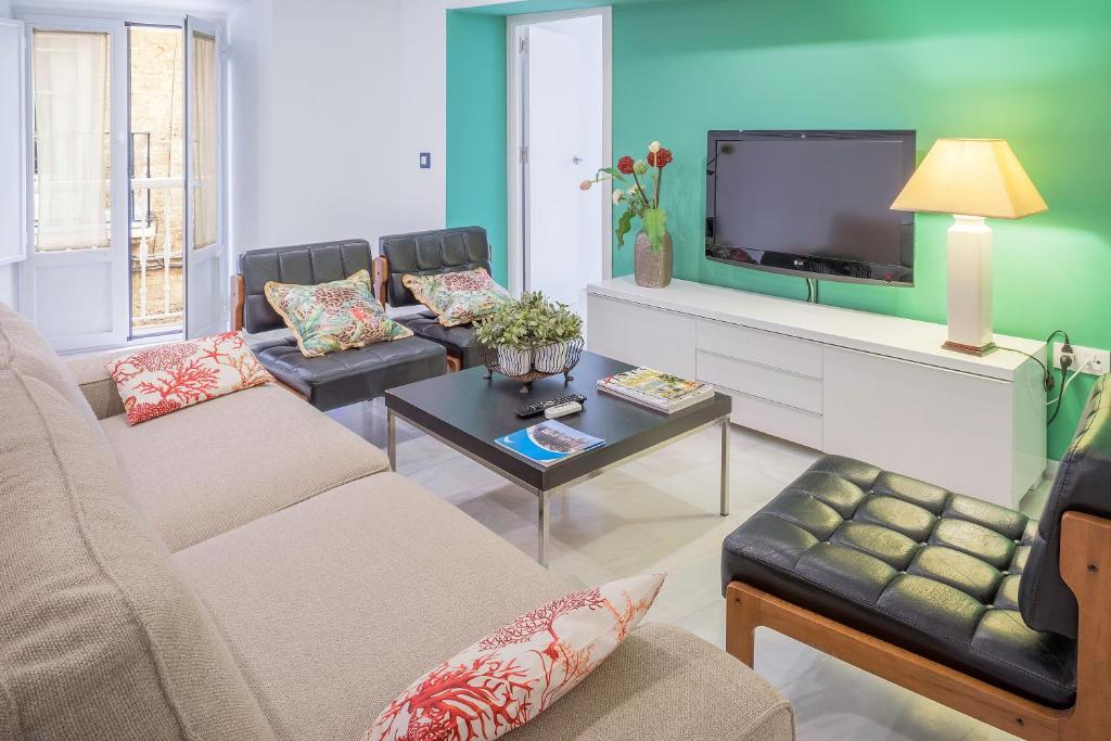 Posedenie v ubytovaní Luminoso apartamento en el centro de Cádiz