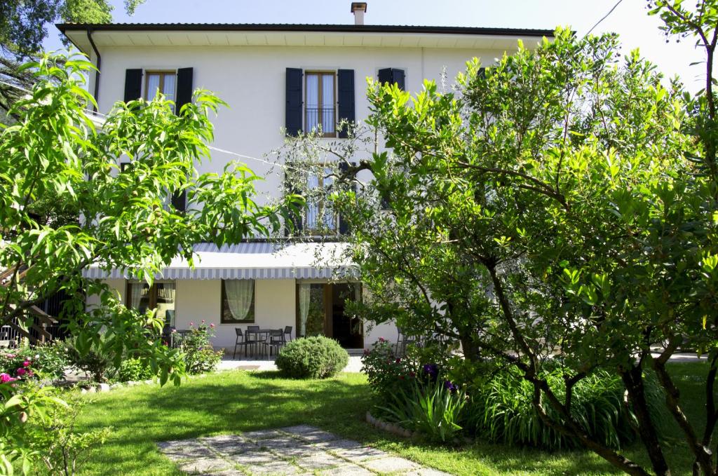 Zahrada ubytování Hotel Garnì Delle Rose