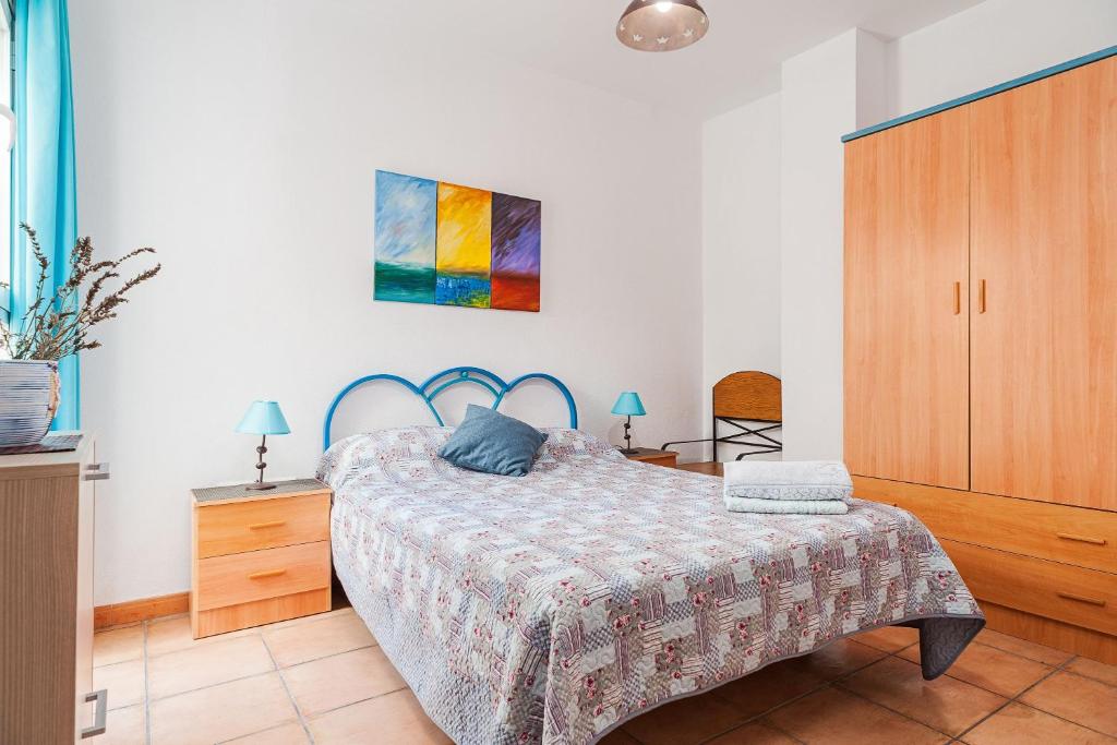 Łóżko lub łóżka w pokoju w obiekcie Apartamento de alquiler en Barbate