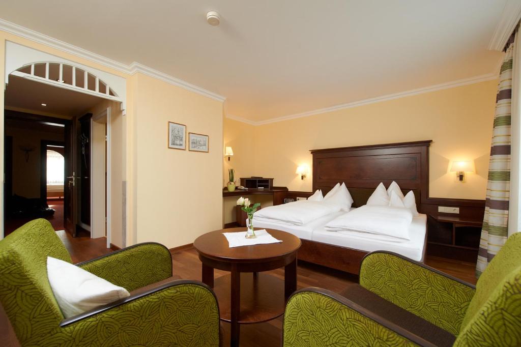 Hotel zur Post - Double Room