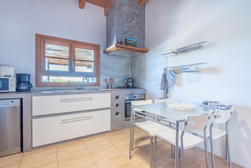 A kitchen or kitchenette at Casa Yolanda