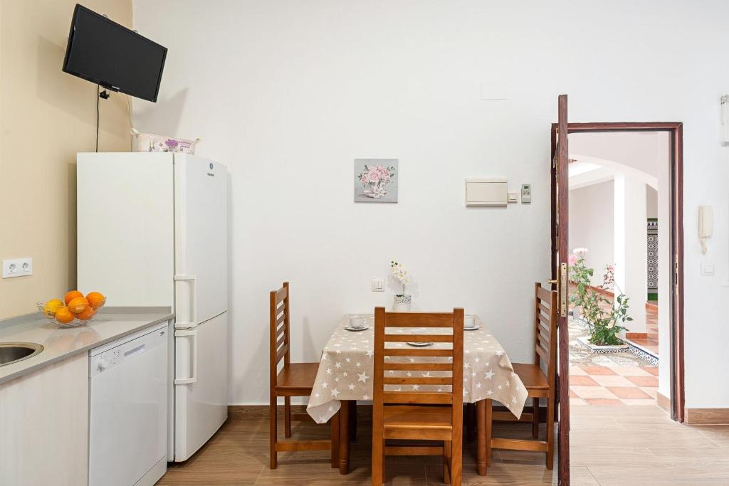 Kuchyňa alebo kuchynka v ubytovaní Apartamento en la playa con terraza