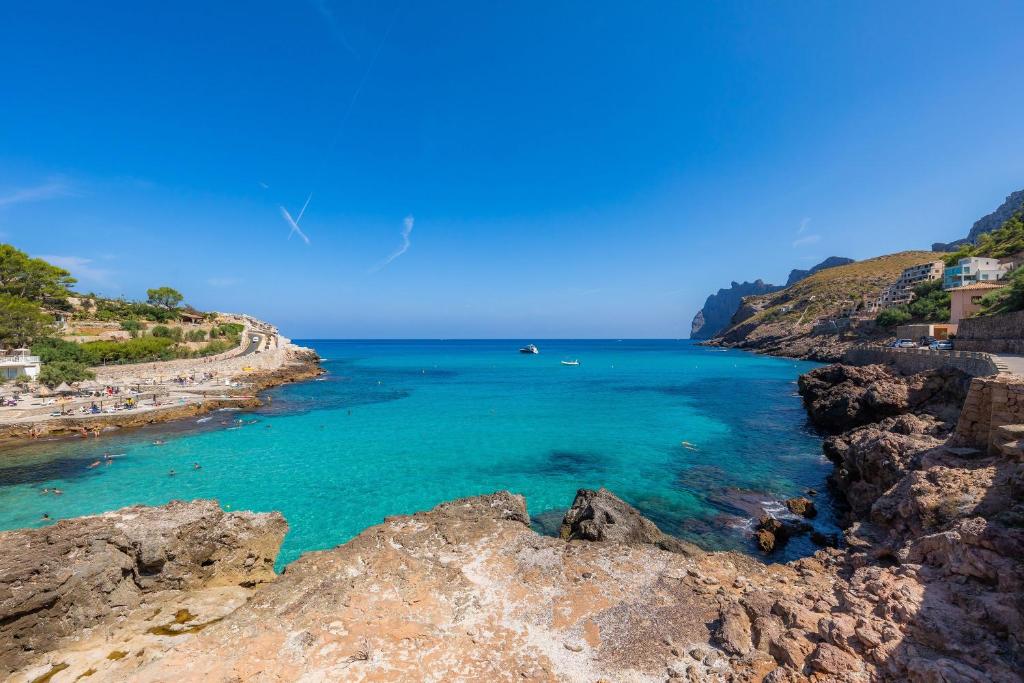 The Lovely Botana 1, Cala de Sant Vicenç – Bijgewerkte ...