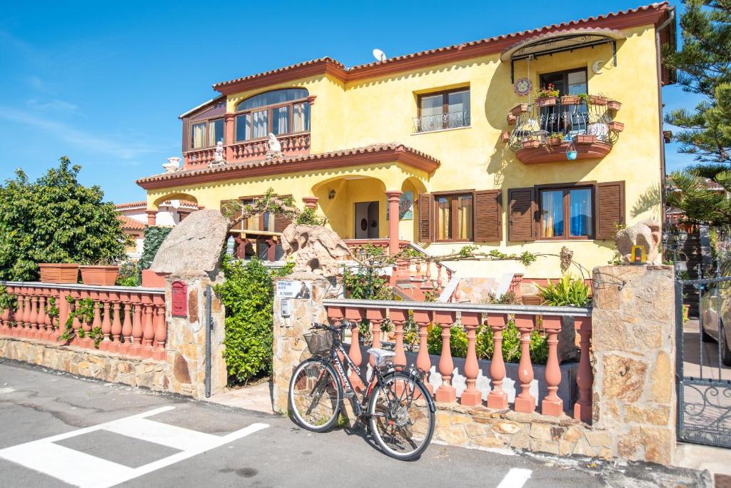 The building in which the holiday home is located