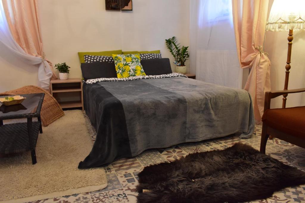 Postel nebo postele na pokoji v ubytování Mníchov dvor
