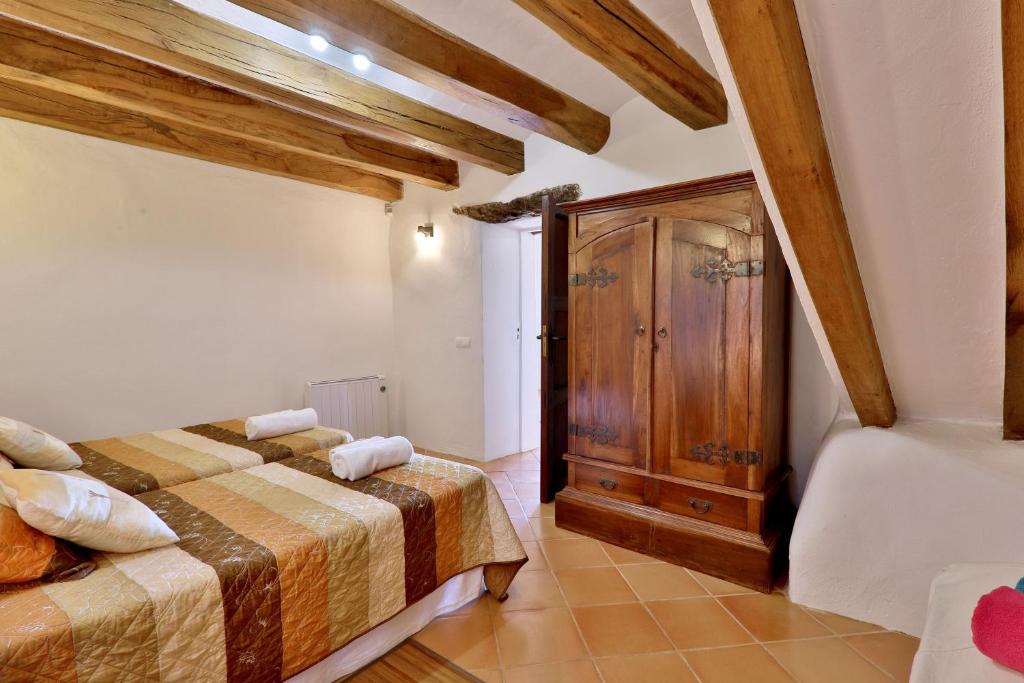 Can Caseres, Santa Eulalia del Río – Precios 2023 actualizados