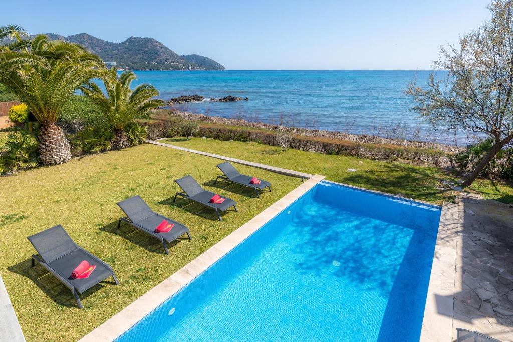 Port Nou - Villa With Sea View