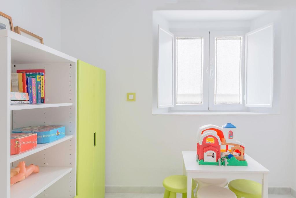 Fotografia z galérie ubytovania Luminoso apartamento en el centro de Cádiz v destinácii Cádiz