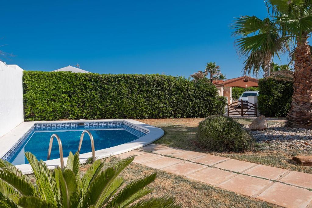 Chalet con piscina en Menorca, Calan Bosch – Updated 2023 Prices