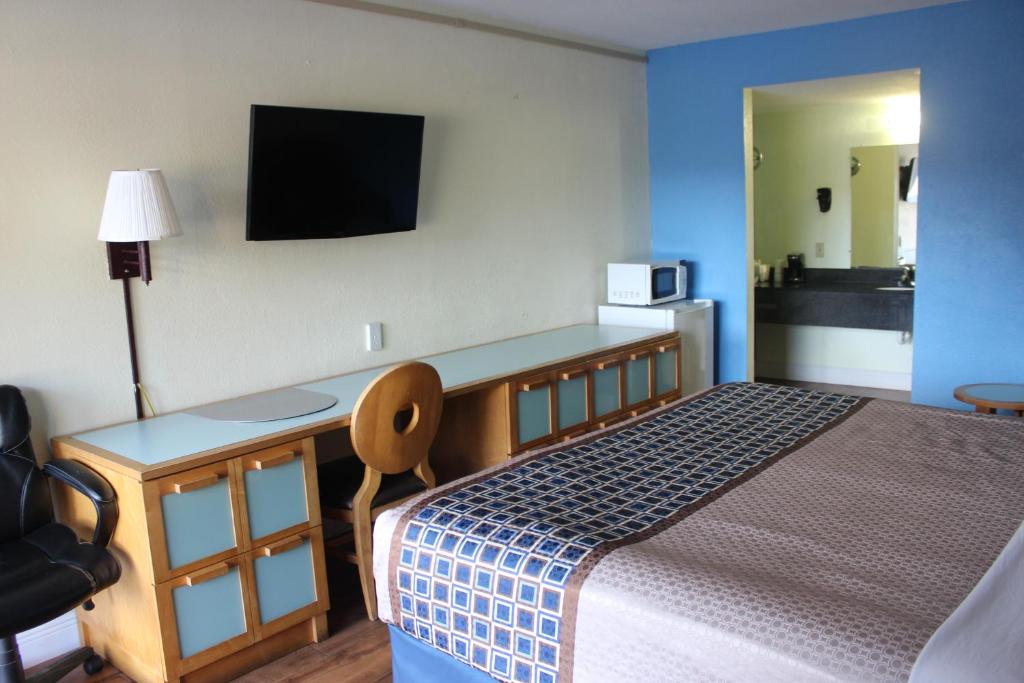 Tampa Inn Near Busch Gardens - Deluxe King Room - Non Fumatori