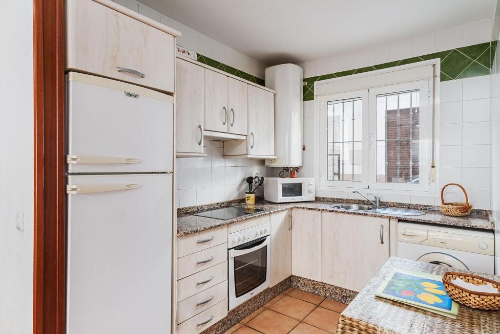 Kuchnia lub aneks kuchenny w obiekcie Apartamento de alquiler en Barbate