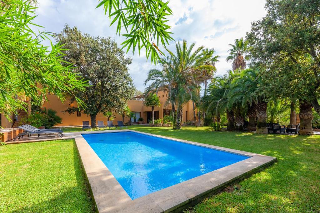 Villa Cala Bona, Cala Bona – Updated 2022 Prices