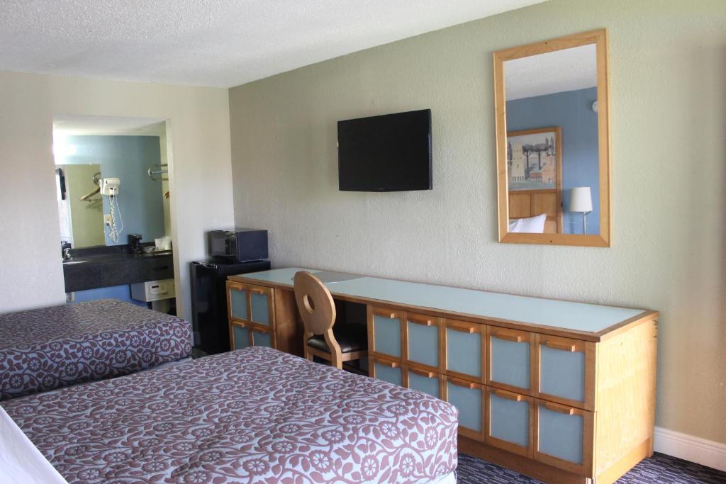 Tampa Inn Near Busch Gardens - Letti Matrimoniali Deluxe 2 Fumatori