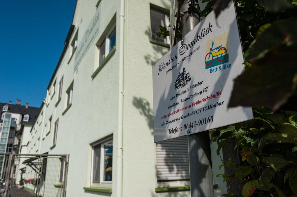 Certifikát, hodnocení, plakát nebo jiný dokument vystavený v ubytování Pension Domblick