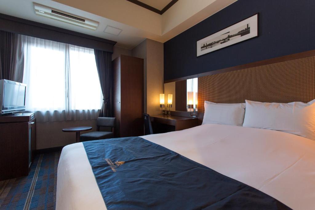Hotel Monterey Grasmere Osaka - 