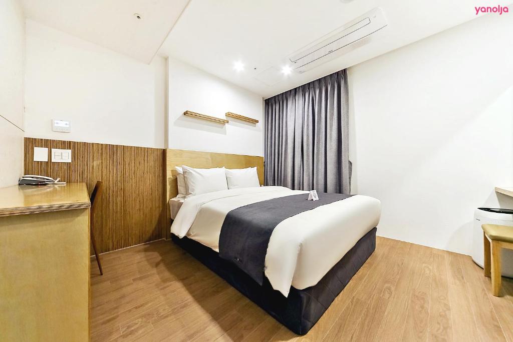 Hotel Noblestay - Habitación Doble Estándar