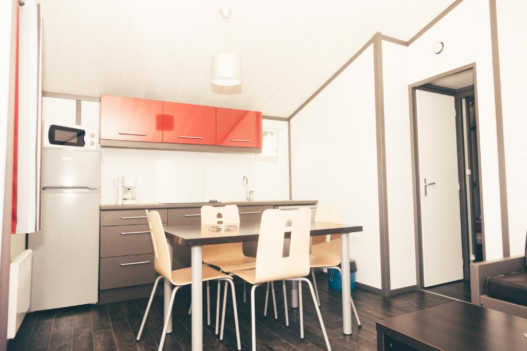 Terres de France - Les Hameaux de Pomette - Cottage 6 Persons