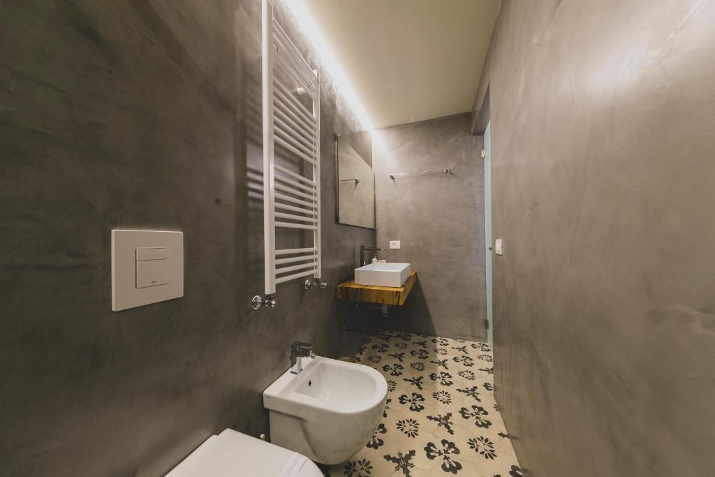 Łazienka w obiekcie Cefalù Design Suites