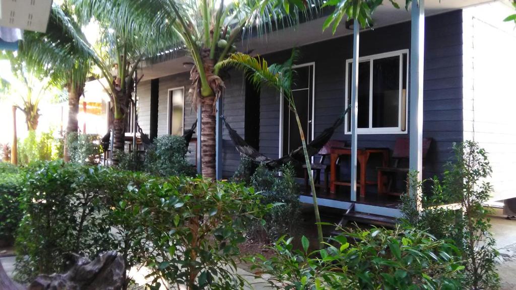 Lanta New Coconut Bungalow - 5