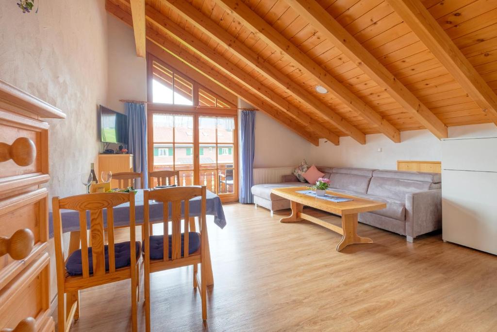 Posezení v ubytování Gästehaus Mooswiese