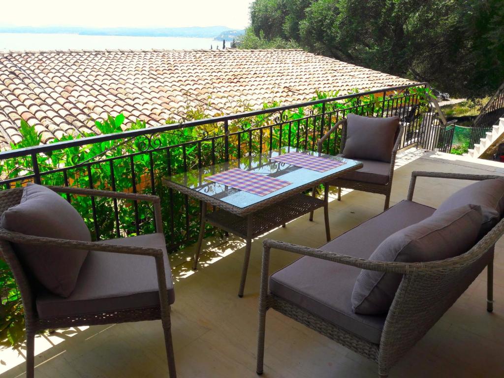 Posedenie v ubytovaní Nissaki Thalassa Aparment by Sealand Villas