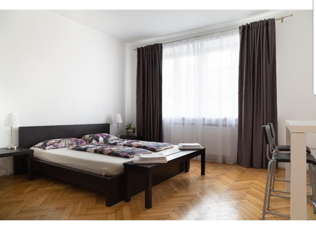 Кровать или кровати в номере Six Senses Bratislava - Luxury and Central