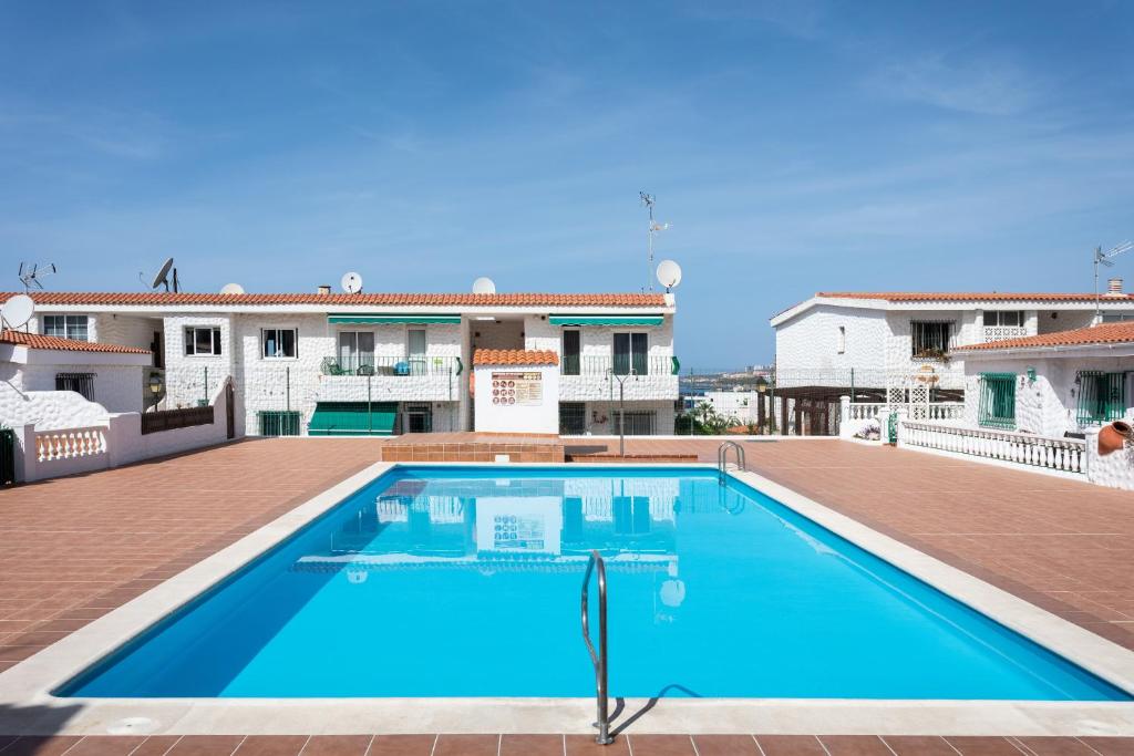 Bazén v ubytovaní Home2Book Stunning Sea Views Adeje, Wifi & Pool alebo v jeho blízkosti