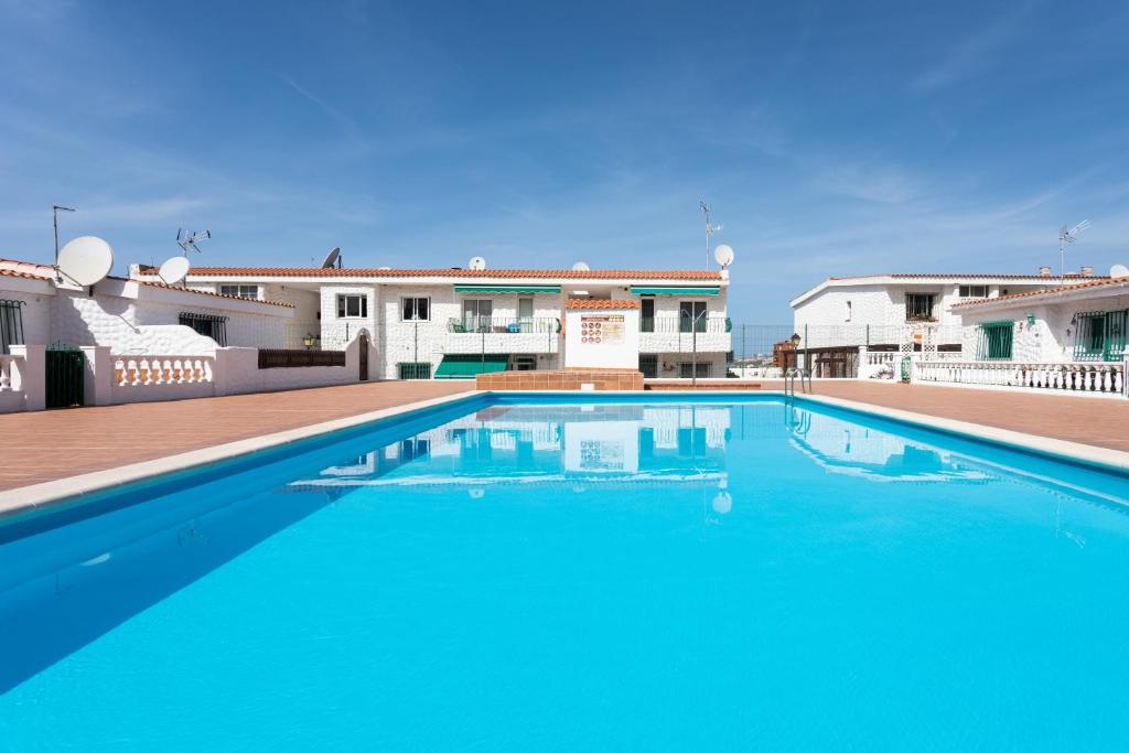 Bazén v ubytovaní Home2Book Stunning Sea Views Adeje, Wifi & Pool alebo v jeho blízkosti
