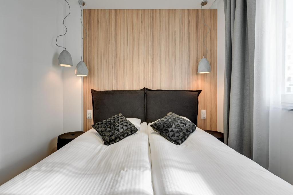 Angielska Grobla Apartinfo Apartments - 舒适的一居室公寓和露台（停车位）