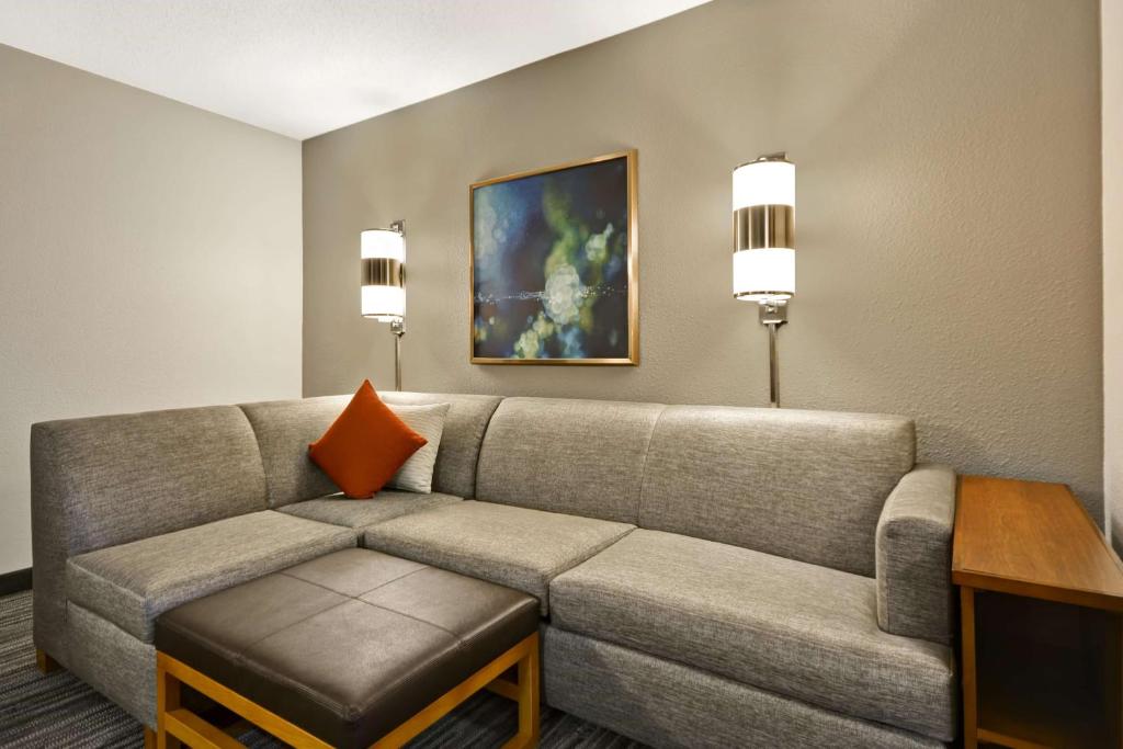 Hyatt Place Columbus Worthington photo