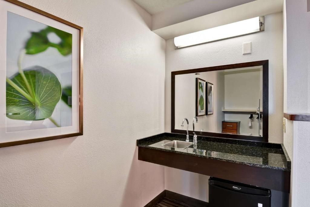 Hyatt Place Memphis Wolfchase photo