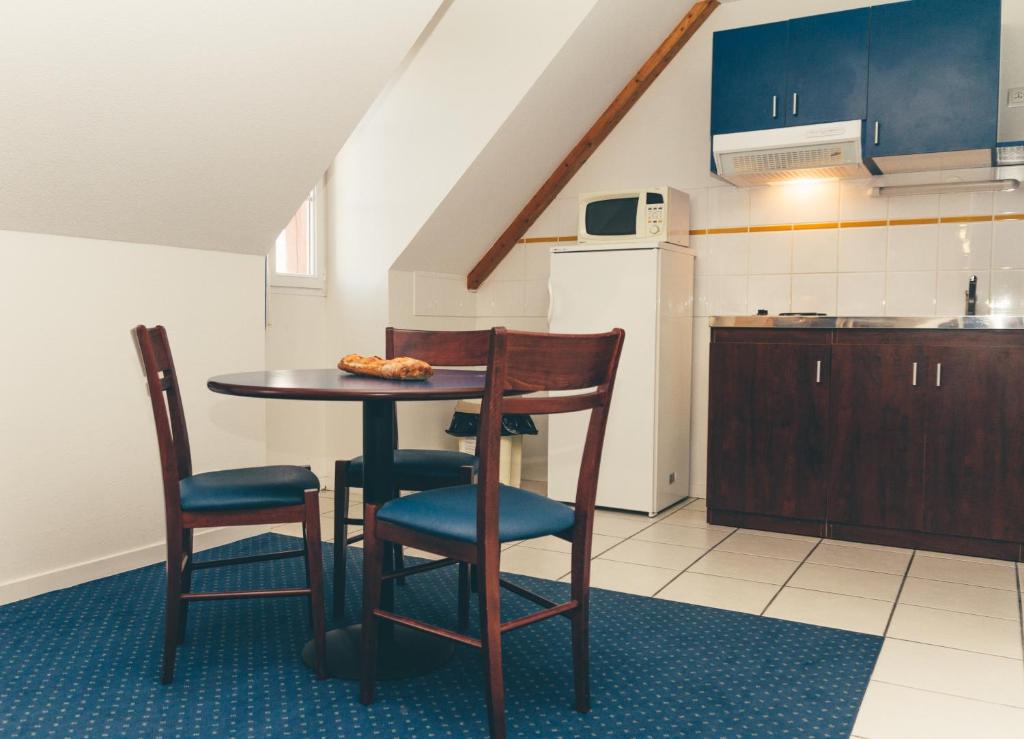 Terres de France - Appart'Hôtel La Roche-Posay - 大型工作室（2-3个成人）