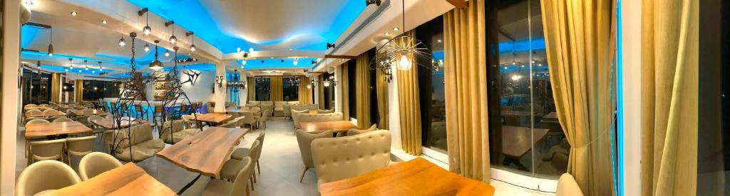 Istumisnurk majutusasutuses Villa Manos Hotel