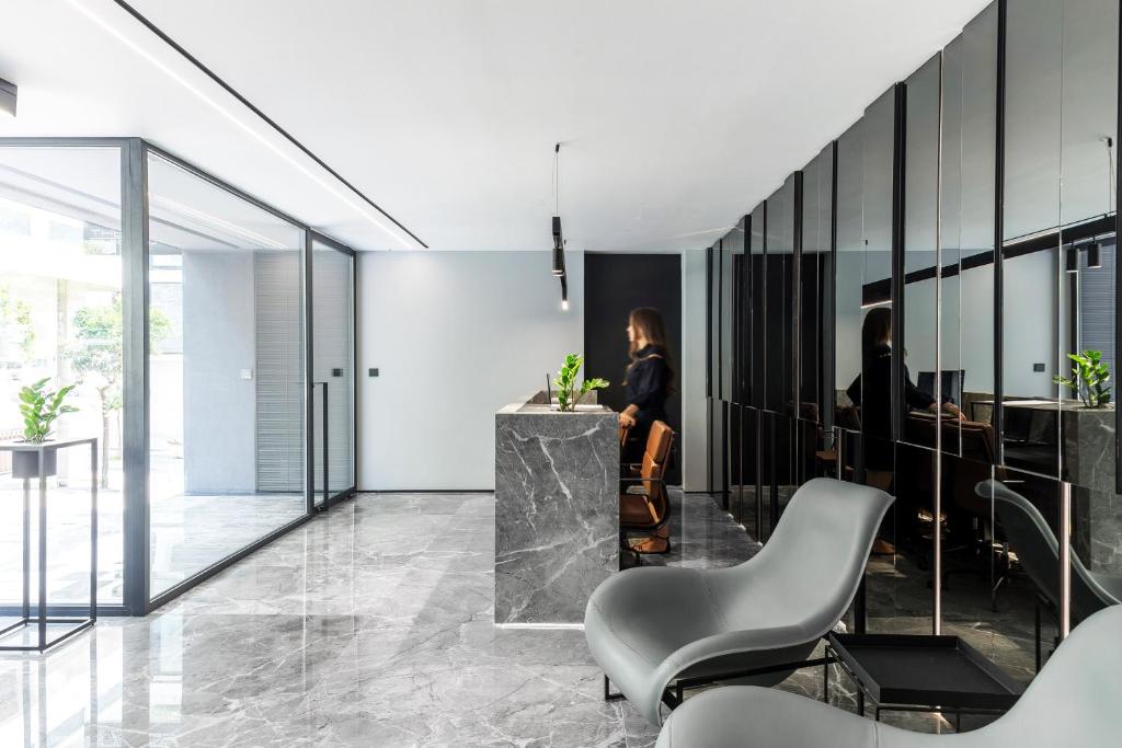 The Duke Boutique Suites - Resim 13