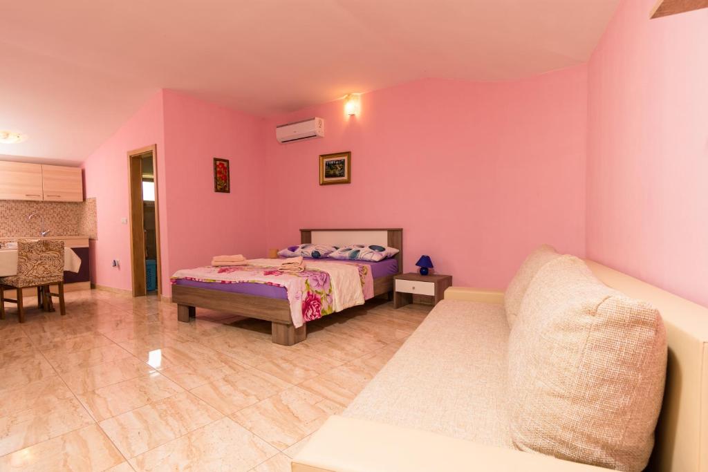 Posteľ alebo postele v izbe v ubytovaní Lovely house