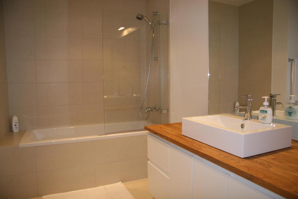 Ódinsvé Hotel Apartments - Resim 18