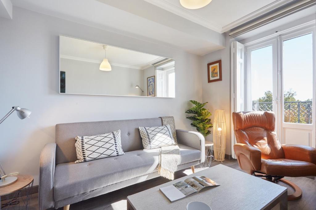 LEEWAYS APARTMENT VII in ALCALÁ 99, Madrid – Updated 2022 Prices