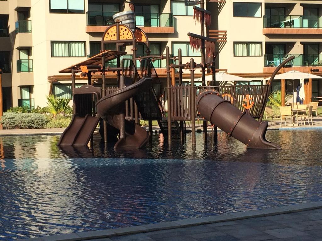  Resort Polinesia muro alto