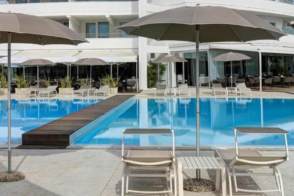 Bazén v ubytování Adriatic Palace Hotel nebo v jeho okolí