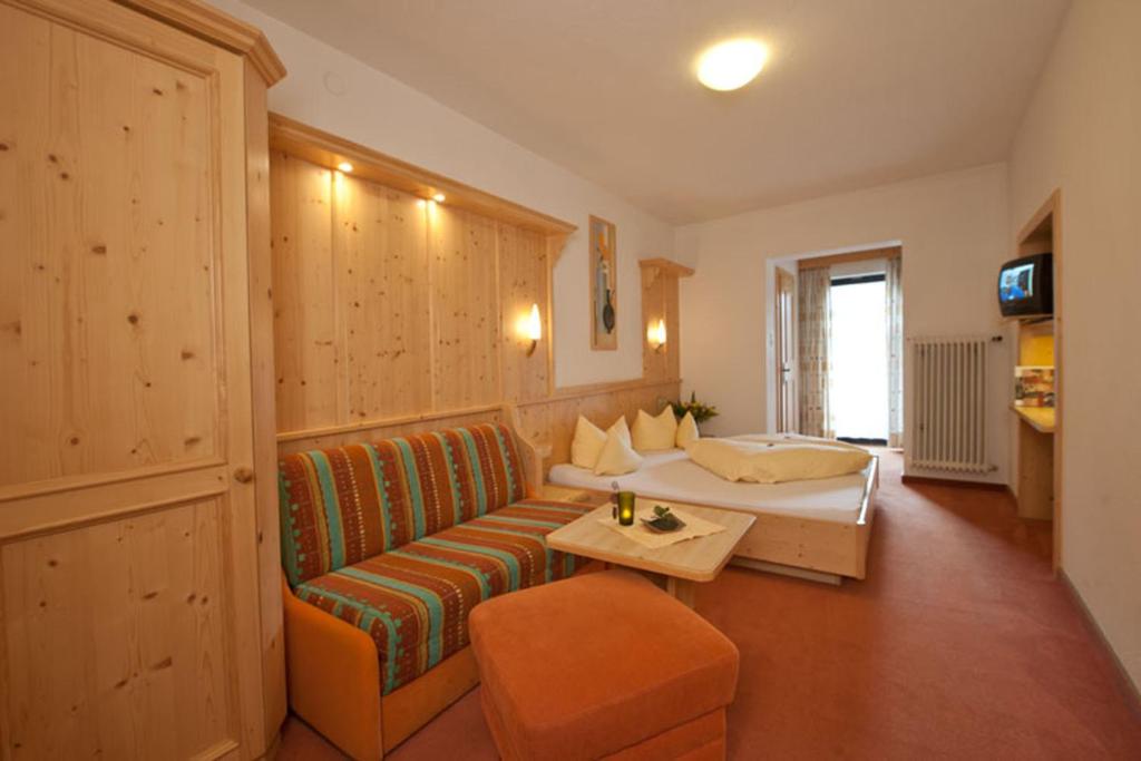 Hotel Zum Hirschen - 17