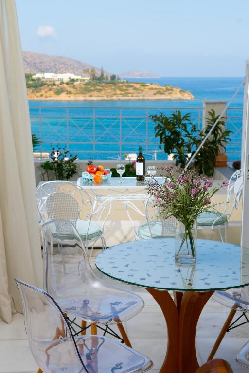 Bellevue Suites - 19