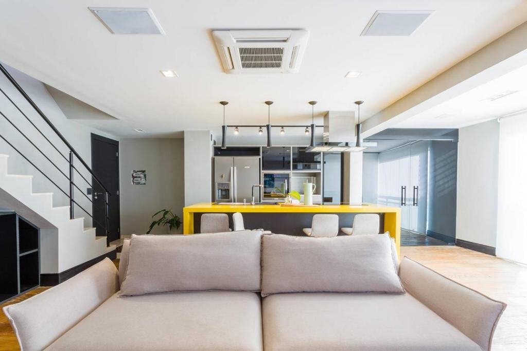  MO2705B Exclusivo penthouse com teto retrátil