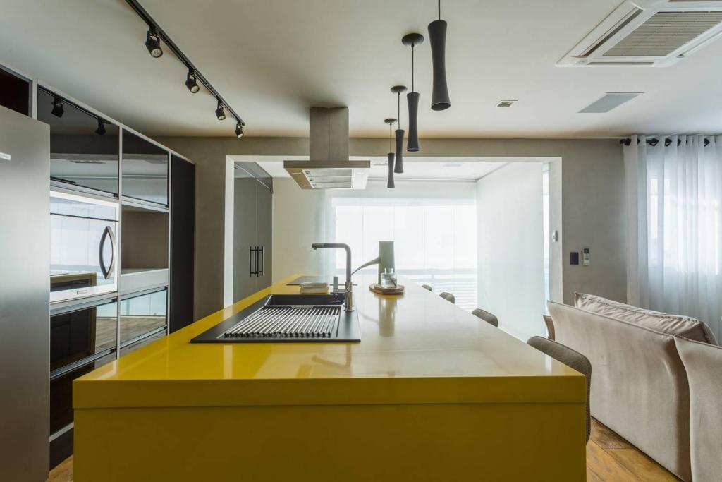  MO2705B Exclusivo penthouse com teto retrátil