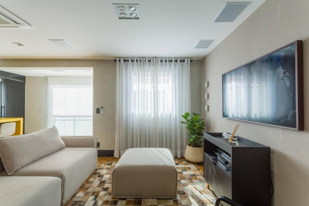  MO2705B Exclusivo penthouse com teto retrátil