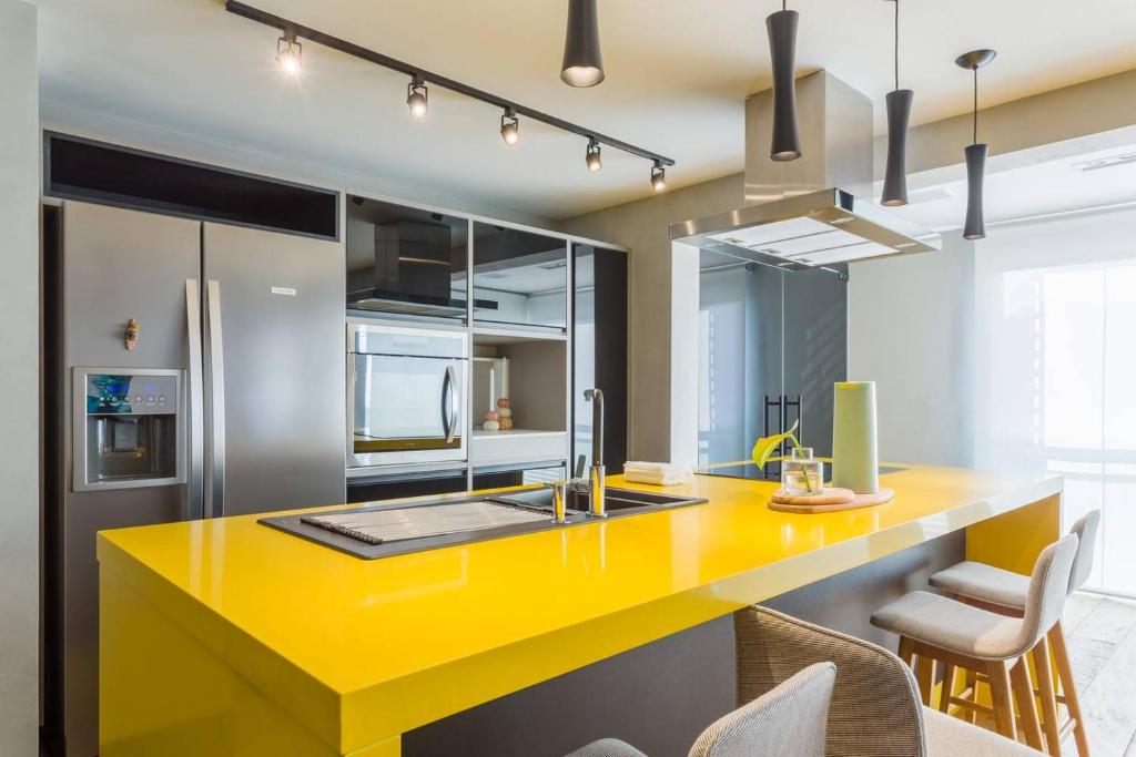  MO2705B Exclusivo penthouse com teto retrátil